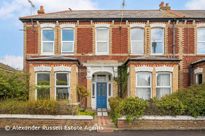 1 Bedroom Flat For Sale In Northdown Avenue, Margate, CT9