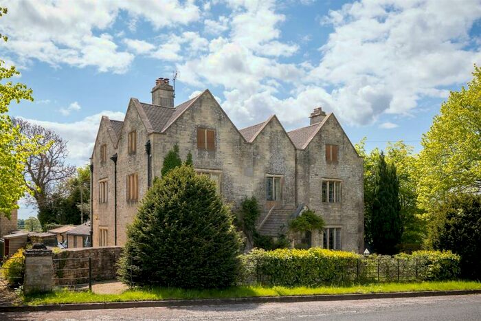 6 Bedroom Detached House For Sale In Frampton Mansell, Stroud, GL6