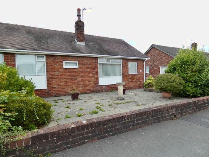 2 Bedroom Semi-Detached House To Rent In Eastway, Freckleton, Preston, PR4