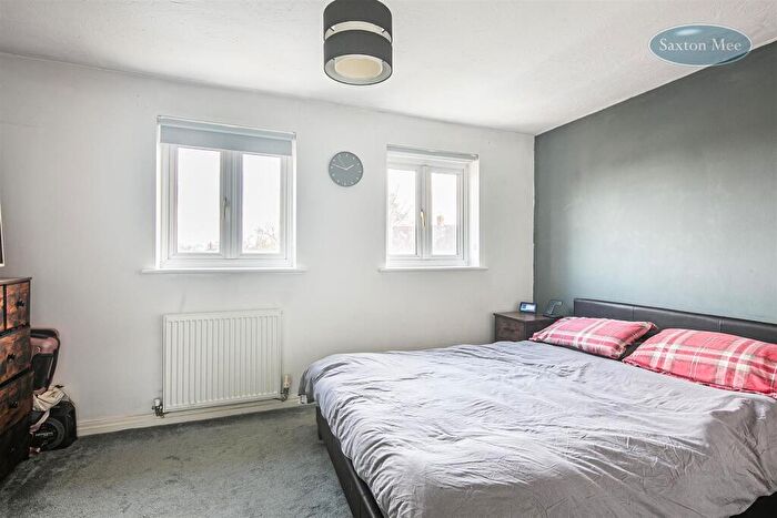 2 Bedroom Semi-Detached House For Sale In Fretson Road South, Sheffield, S2