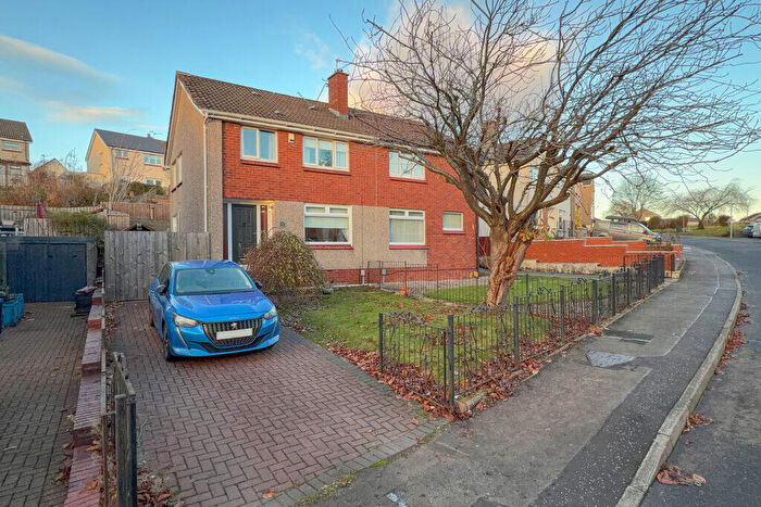 3 Bedroom Semi Detached House For Sale In Breval Crescent, Hardgate, G81