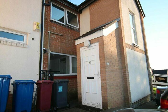 1 Bedroom Apartment For Sale In Beatrice Place, Blackburn, Lancashire, BB2