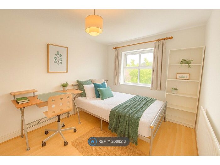 6 Bedroom Terraced House To Rent In Parnell Road, Stapleton, Bristol, BS16