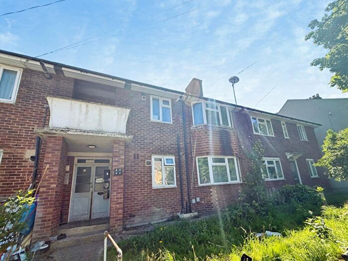 1 Bedroom Flat For Sale In Bastion Road, London, SE2