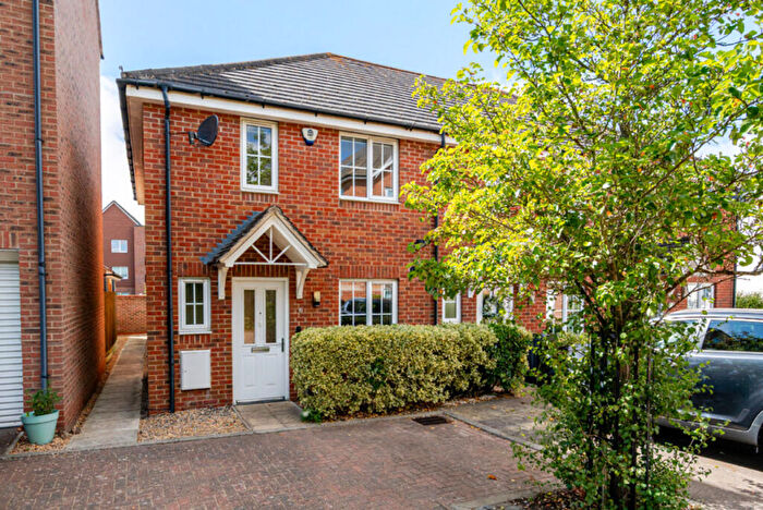 3 Bedroom Semi-Detached House For Sale In Lydbrook Lane, Woburn Sands, Milton Keynes, MK17