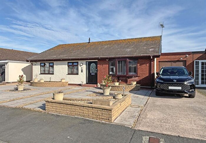 3 Bedroom Detached Bungalow For Sale In Maes Rhosyn, Towyn, Conwy, LL22