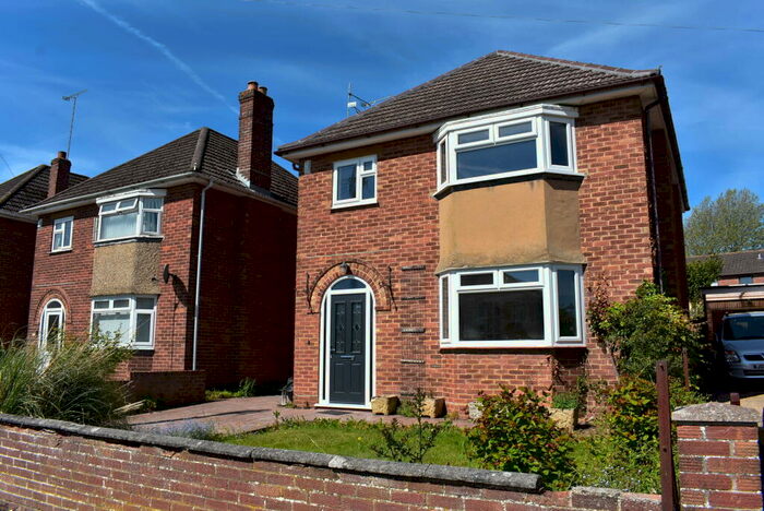 3 Bedroom Detached House To Rent In Eastern Yeovil, BA21