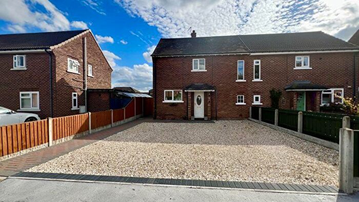 2 Bedroom Semi-Detached House For Sale In South View, Broughton, DN20