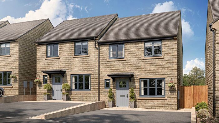 3 Bedroom Semi-Detached House For Sale In Saville Road, Huddersfield, HD8