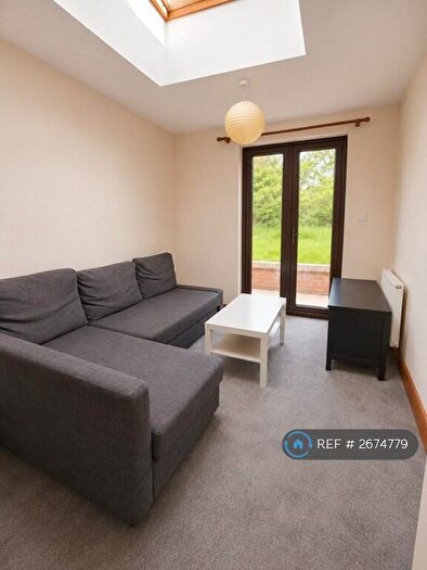 4 Bedroom Semi-Detached House To Rent In Stanfell Road, Leicester, LE2