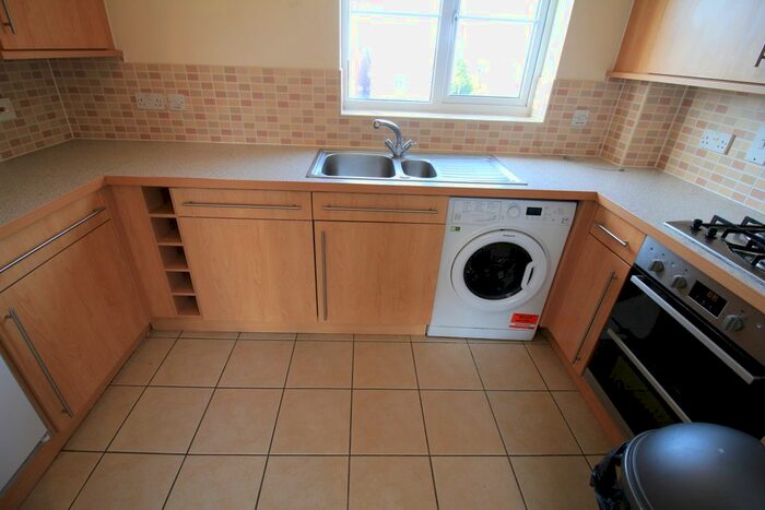 2 Bedroom Flat To Rent In Horn Pie Road, Norwich, NR5