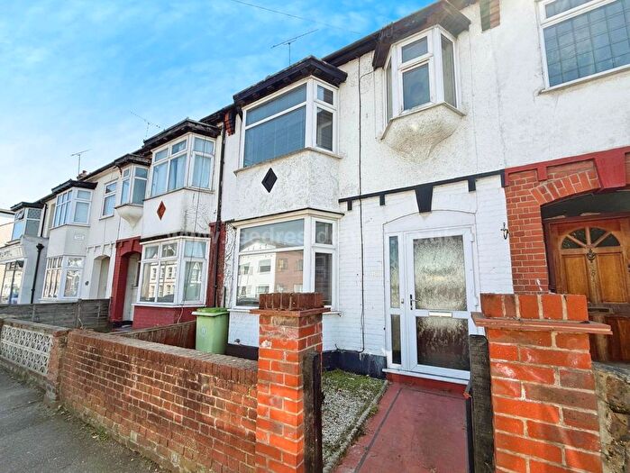 3 Bedroom Terraced House To Rent In Fairfax Drive, Westcliff On Sea, SS0