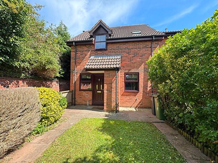1 Bedroom End Of Terrace House For Sale In Elgar Close, Ledbury, HR8