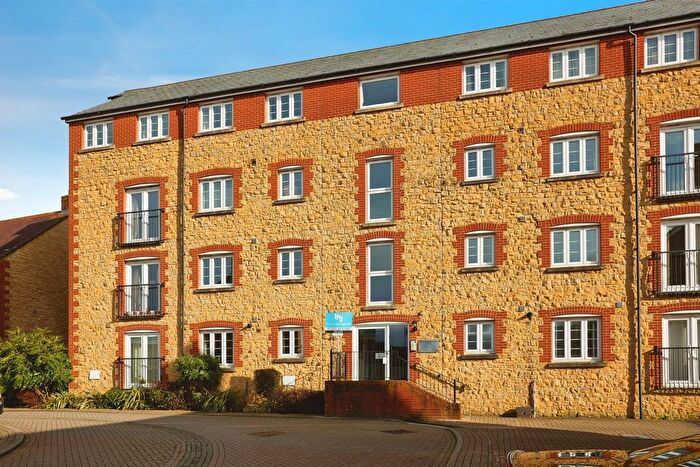 2 Bedroom Flat For Sale In Old Tannery Way, Milborne Port, Sherborne, DT9