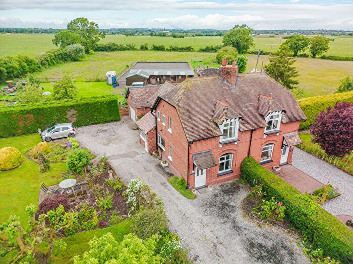 3 Bedroom Semi Detached House For Sale In Meadowvale, Coole Lane, Baddington, CW5