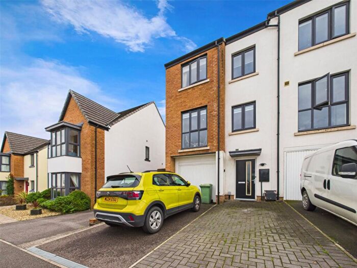 3 Bedroom End Of Terrace House For Sale In Summering Close, Okehampton, Devon, EX20