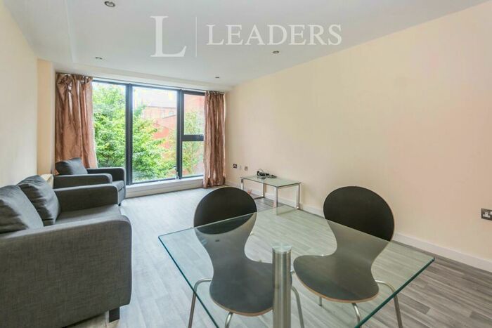 2 Bedroom Apartment To Rent In Avoca Court, Cheapside, B12