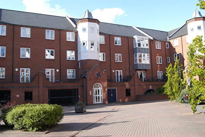 2 Bedroom Apartment To Rent In Sargent House, Symphony Court, B16