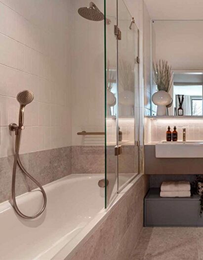 Studio For Sale In Brent Cross Town, Brent Cross, NW2