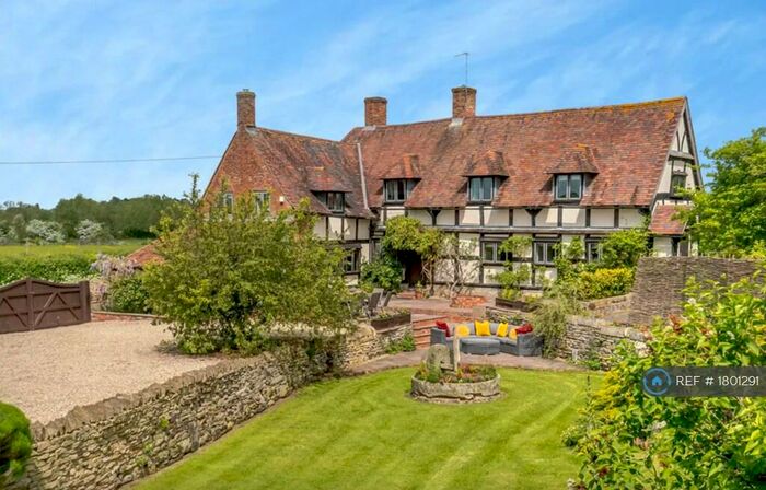 4 Bedroom Detached House To Rent In Blacksmith Lane, The Leigh, GL19