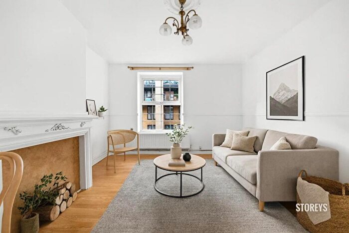 3 Bedroom Apartment To Rent In Coate Street, Broadway Market, London, E8