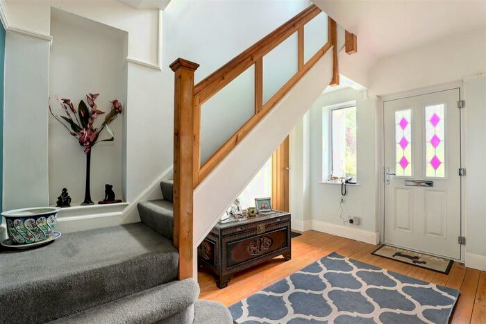 5 Bedroom Detached House For Sale In 's Home With Stables And Paddock In Tickenham, BS21