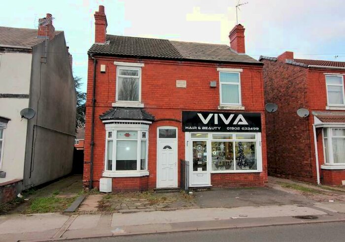 2 Bedroom Semi-Detached House To Rent In Ashmore Lake Road, Willenhall, WV12