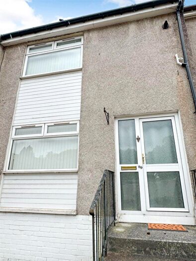2 Bedroom Terraced House To Rent In Cumbrae Drive, Falkirk, Stirlingshire, FK1