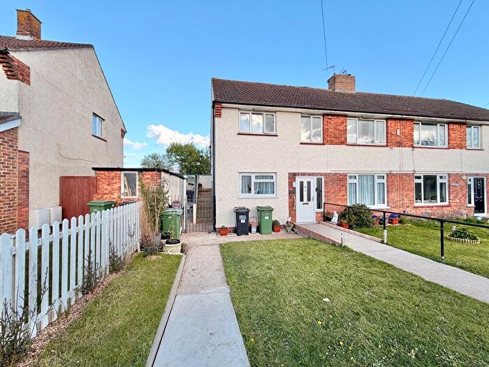 2 Bedroom Flat For Sale In Edinburgh Road, St. Leonards-On-Sea, TN38
