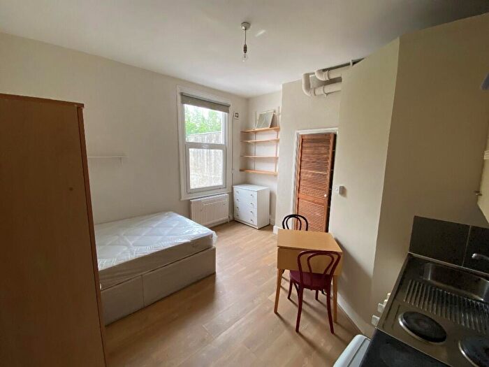 Studio To Rent In Westbere Road, London, NW2