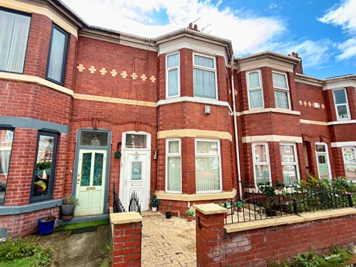 4 Bedroom Terraced House For Sale In Ayres Road, Old Trafford, M16