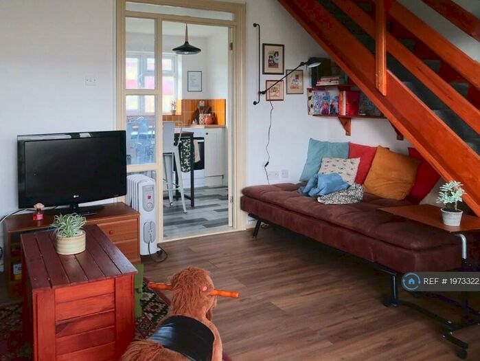 3 Bedroom Terraced House To Rent In Bermuda Holiday Park, Hemsby, NR29