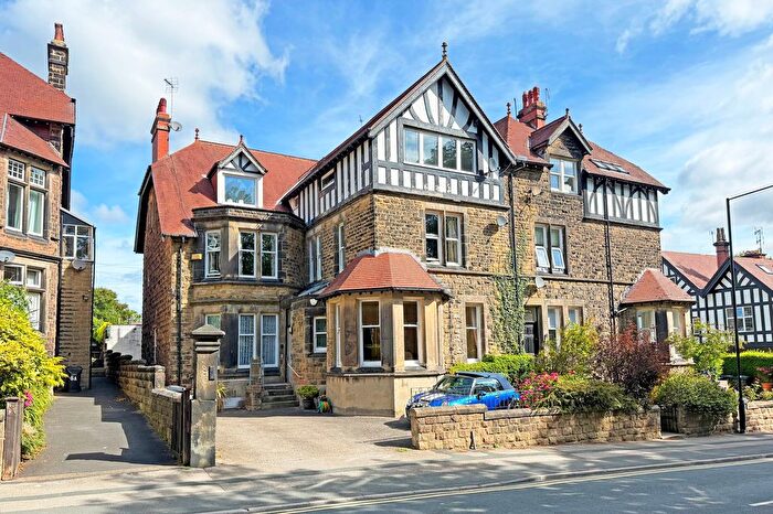 3 Bedroom Flat For Sale In Springfield Avenue, Harrogate, HG1