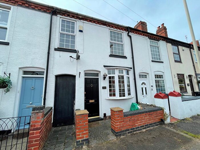 2 Bedroom House To Rent In Cherry Street, Halesowen, West Midlands, B63