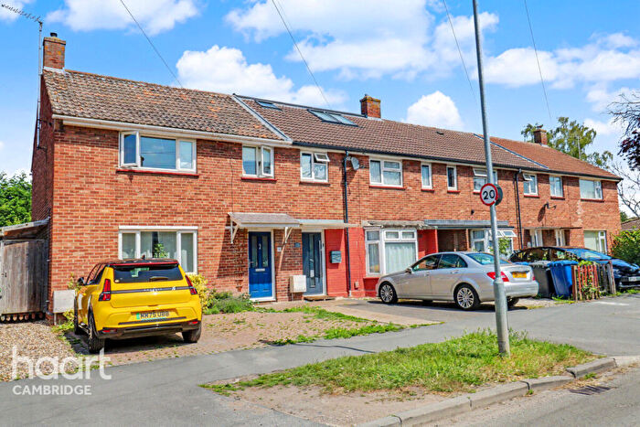 3 Bedroom End Of Terrace House To Rent In Stanesfield Road, Cambridge, CB5