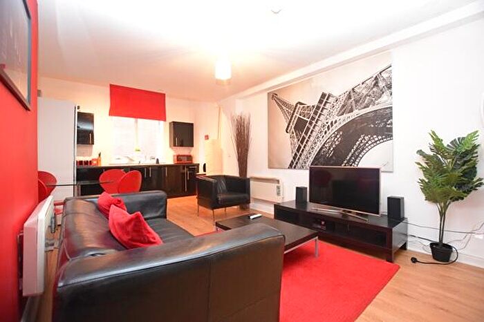 1 Bedroom Apartment To Rent In Bishops Lodge, Rockingham Lane, Sheffield, S1