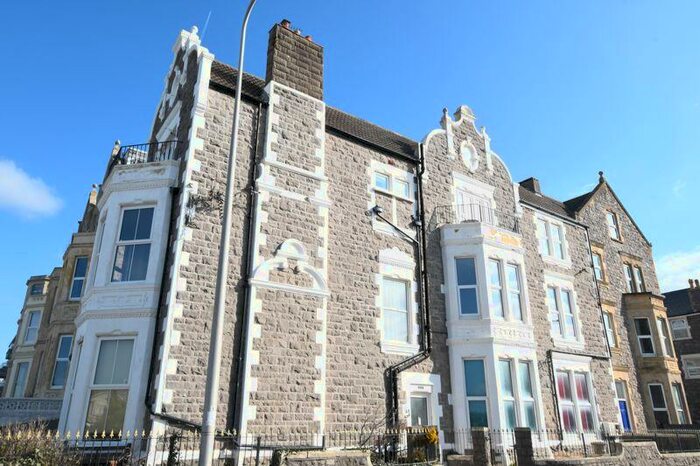 2 Bedroom Apartment To Rent In Beach Road, Weston-super-Mare, BS23