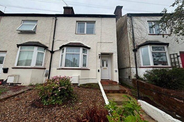 2 Bedroom Property To Rent In Rectory Lane, Chelmsford, CM1