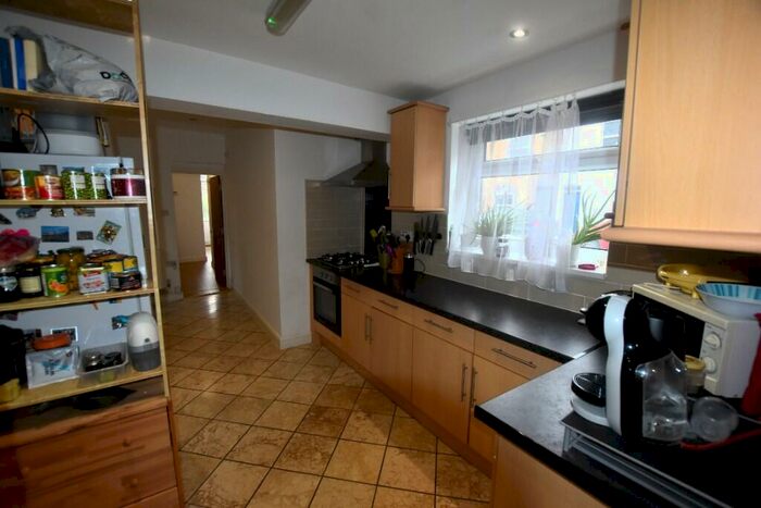 1 Bedroom Flat To Rent In North Grove, London, N15