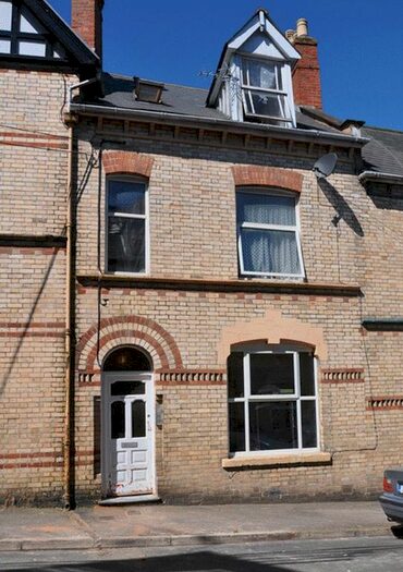 1 Bedroom Flat To Rent In Sunflower Road, Barnstaple, EX32