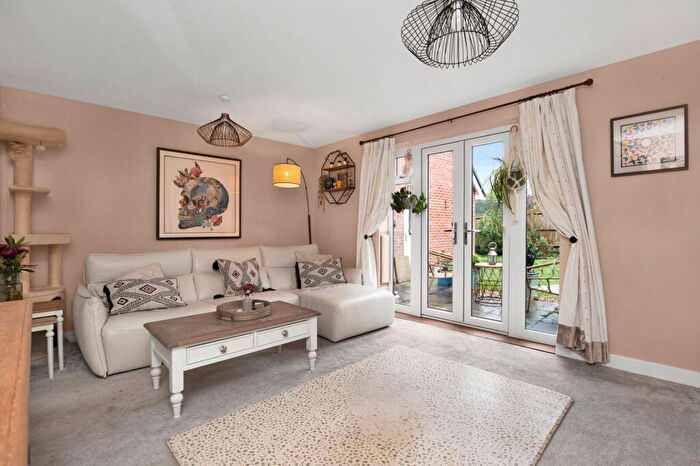 3 Bedroom Semi Detached House For Sale In Chandler Drive, Bordon, GU35