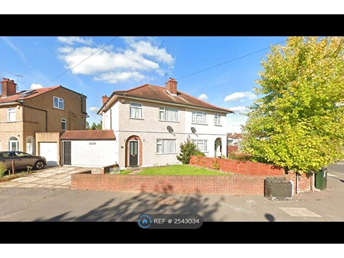 3 Bedroom Semi-Detached House To Rent In Park Lane, Hayes, UB4