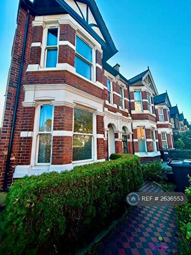 4 Bedroom Semi Detached House To Rent In Beulah Hill, London, SE19