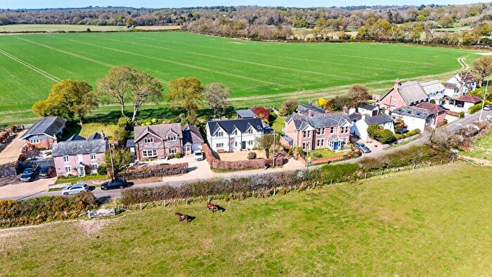 4 Bedroom Cottage For Sale In Lyndhurst Road, Bransgore, Christchurch, BH23