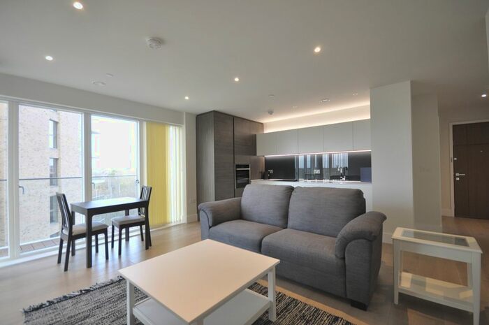 2 Bedroom Flat To Rent In Pegler Square, London, SE3