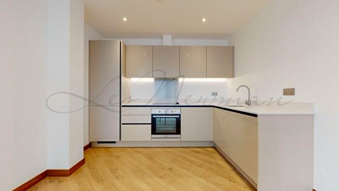 2 Bedroom Flat To Rent In King's House, Widmore Road, Bromley, BR1
