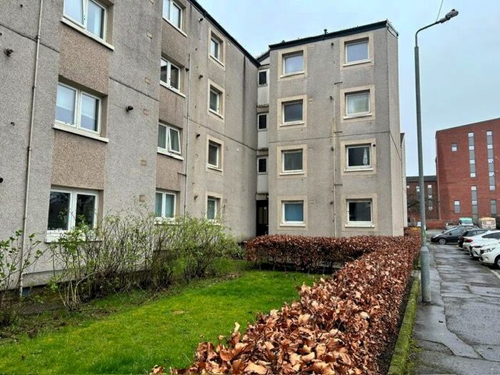 2 Bedroom Flat To Rent In Eglinton Court, Glasgow, G5