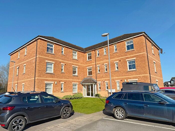 1 Bedroom Flat For Sale In Oxclose Park Gardens, Halfway, Sheffield, S20