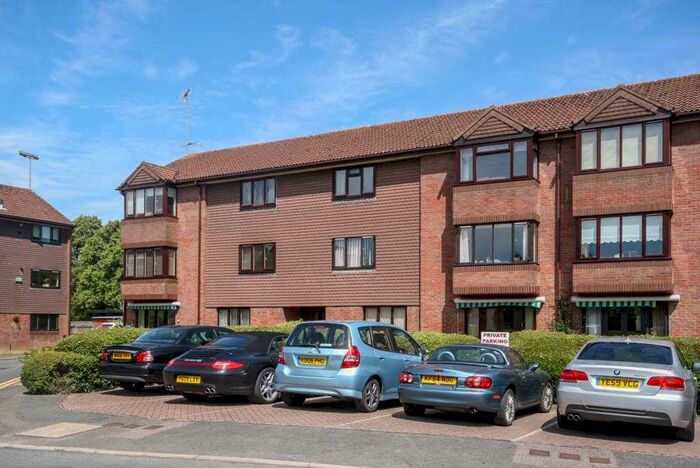 2 Bedroom Apartment To Rent In Broadwater, Berkhamsted, HP4