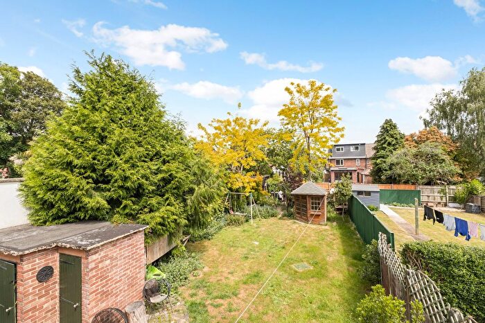 3 Bedroom Property For Sale In Burnell Avenue, Richmond, TW10